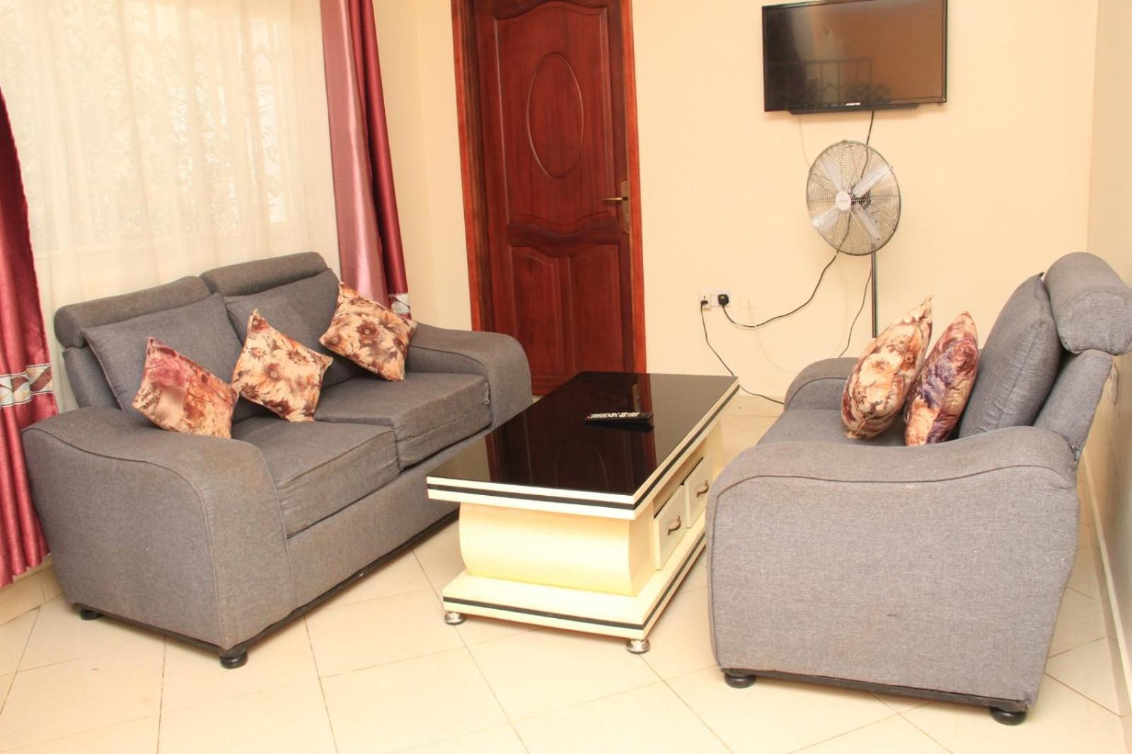 Airport Shoebill Hotel Entebbe Exterior photo